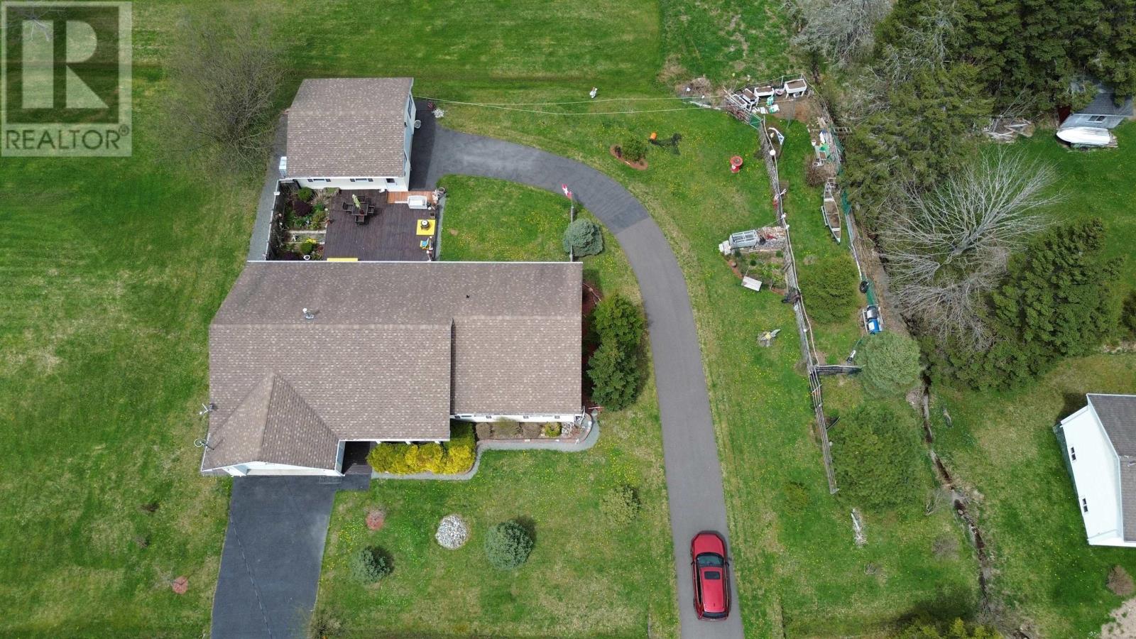 28 Lakeview Drive, St. Peter's, Nova Scotia  B0E 3B0 - Photo 3 - 202512690