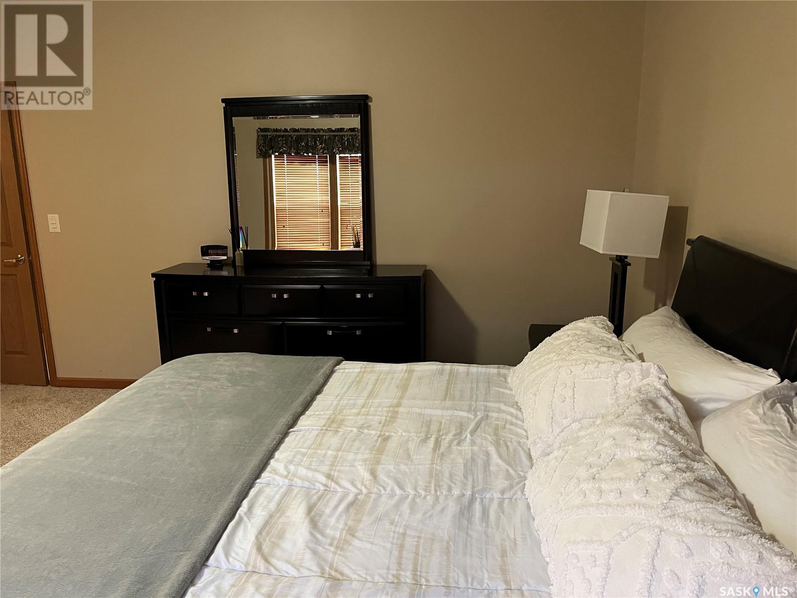 24 Hall Street, Halbrite, Saskatchewan  S0C 1H0 - Photo 25 - SK007335