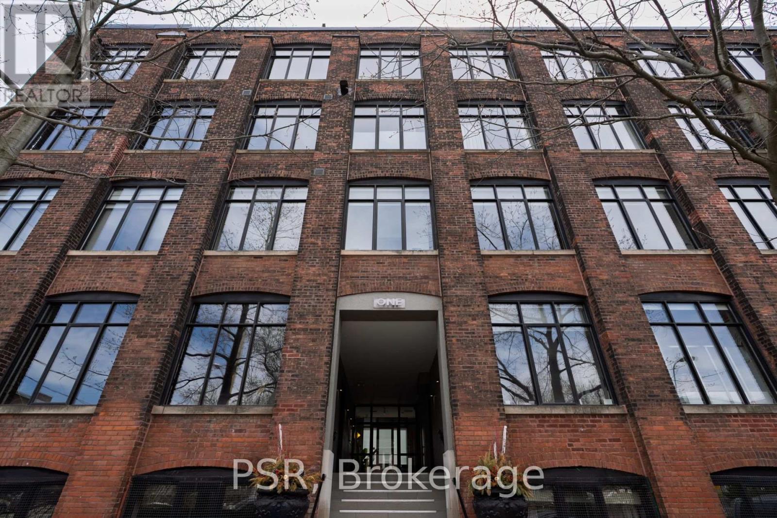 L1 - 1 Columbus Avenue, Toronto, Ontario  M6R 1S1 - Photo 39 - W12199634