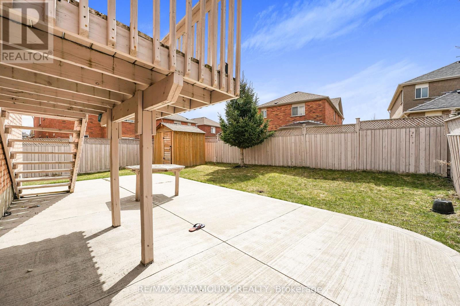 4 Summerdale Crescent, Brampton, Ontario  L6X 4V8 - Photo 37 - W12199639