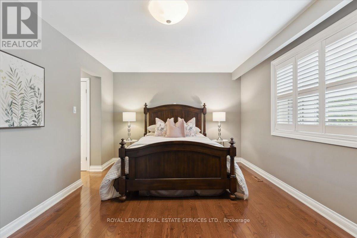 116 Clement Road, Toronto (Willowridge-Martingrove-Richview), Ontario  M9R 1Z2 - Photo 23 - W12199693