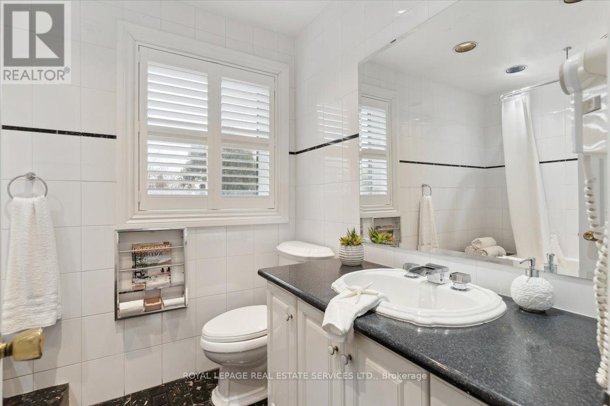 116 Clement Road, Toronto, Ontario  M9R 1Z2 - Photo 29 - W12199693