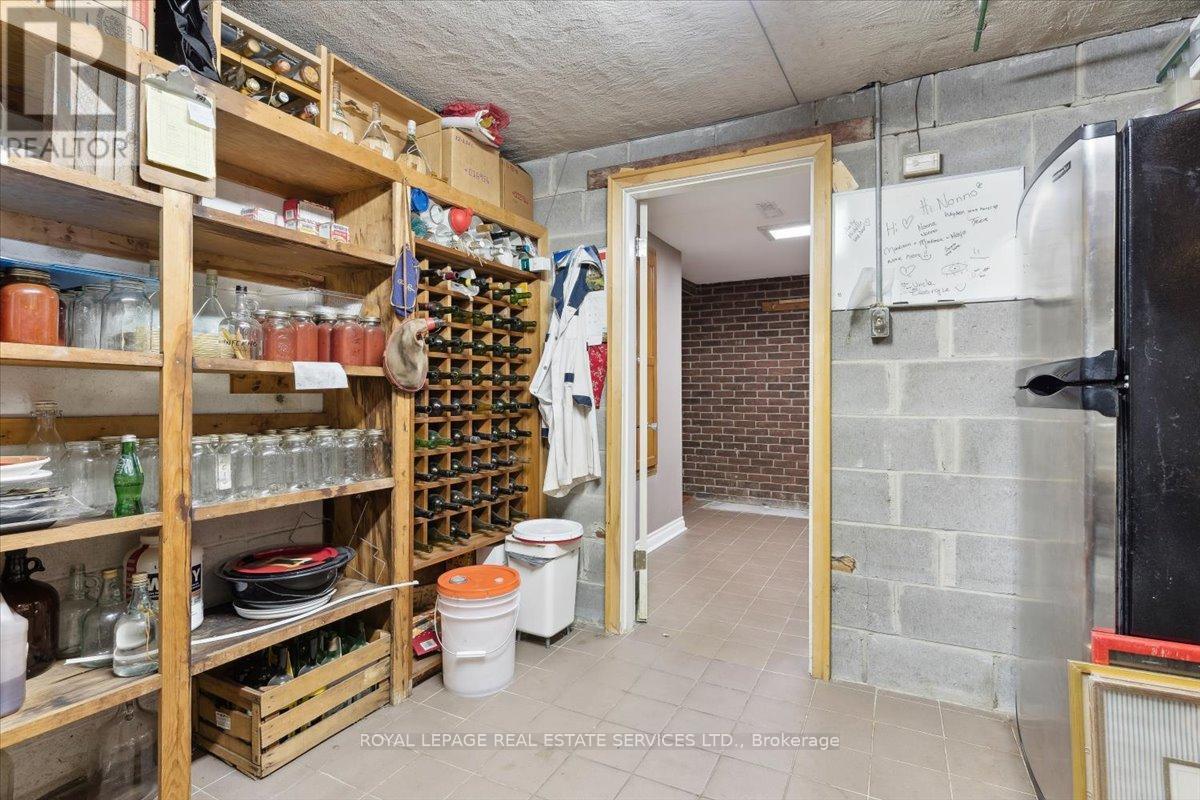 116 Clement Road, Toronto (Willowridge-Martingrove-Richview), Ontario  M9R 1Z2 - Photo 38 - W12199693