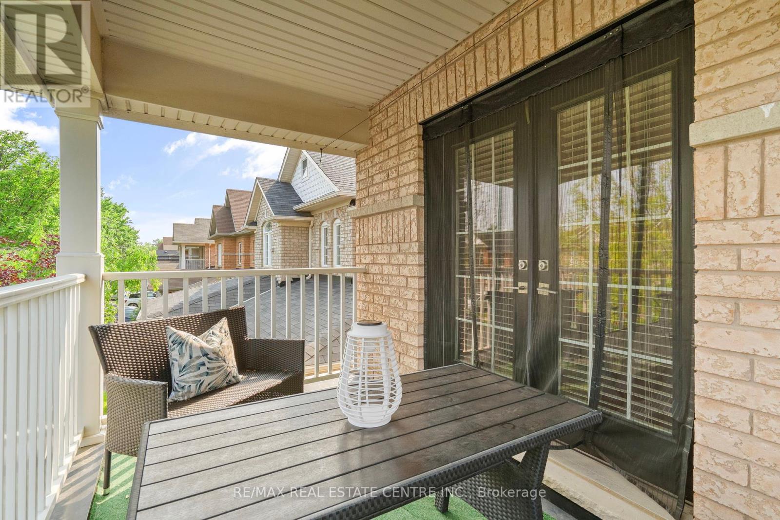 1464 Rolph Terrace, Milton (Be Beaty), Ontario  L9T 7C9 - Photo 18 - W12199719