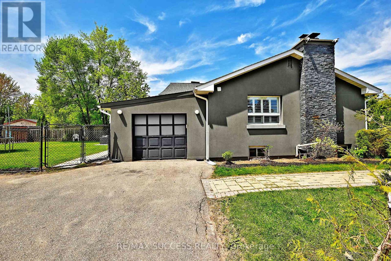 Property at 492 SHERIN DRIVE image 5