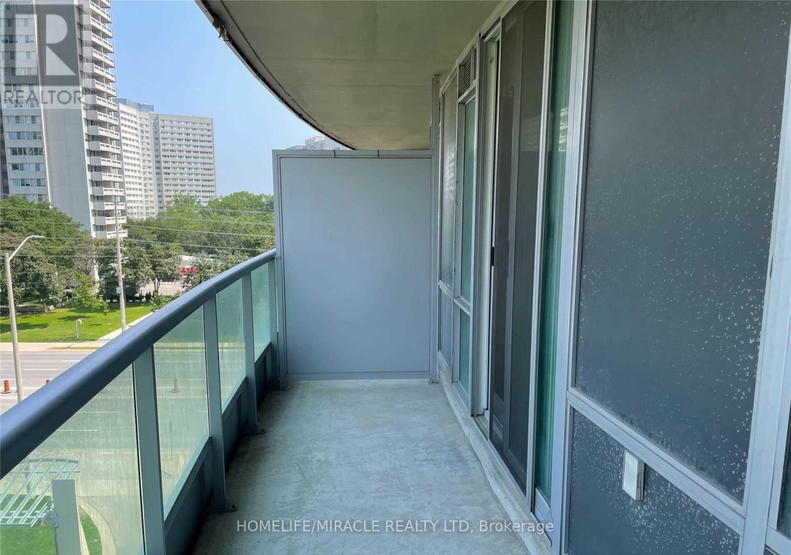 509 - 1 Elm Drive W, Mississauga, Ontario  L5B 4M1 - Photo 5 - W12199730