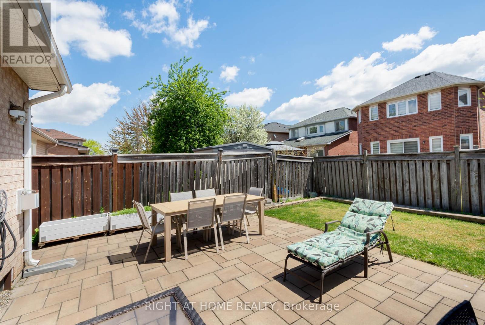 3960 Honey Locust Trail, Mississauga (Lisgar), Ontario  L5N 7A5 - Photo 35 - W12199751