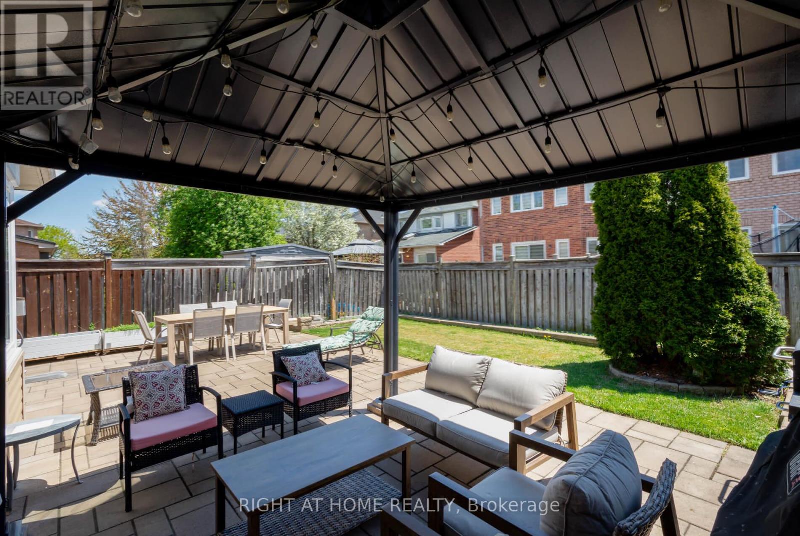3960 Honey Locust Trail, Mississauga (Lisgar), Ontario  L5N 7A5 - Photo 37 - W12199751