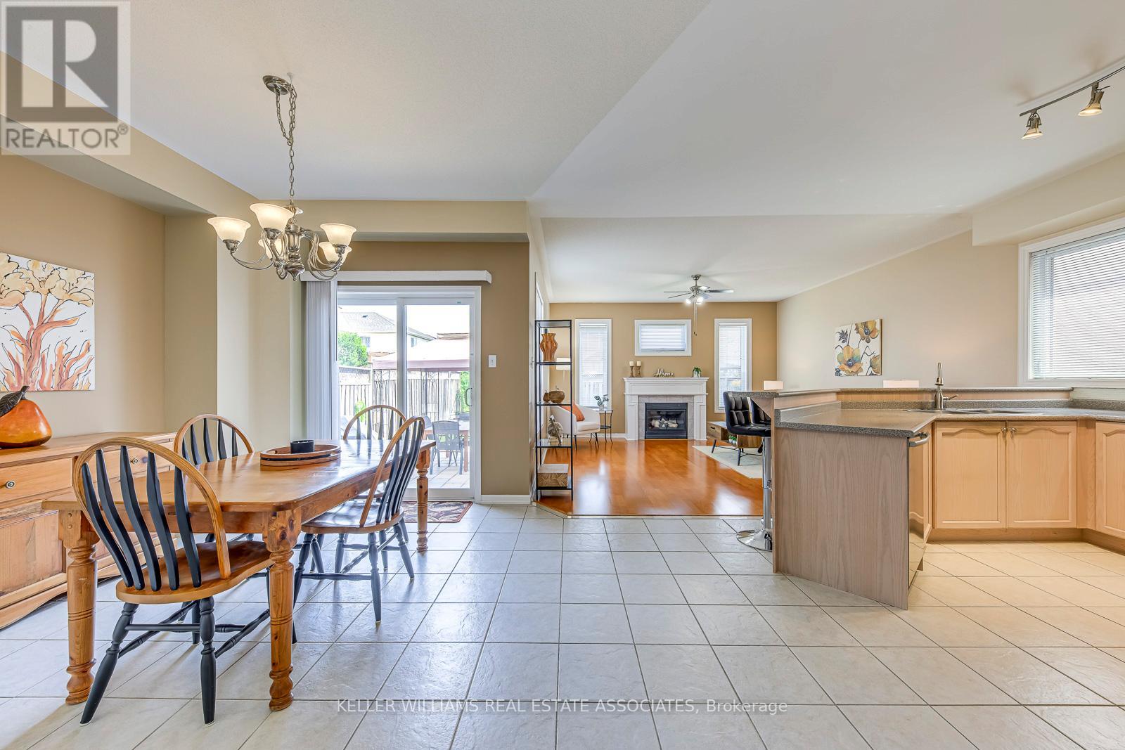 67 Livingston Road, Milton, Ontario  L9T 6B8 - Photo 6 - W12199804