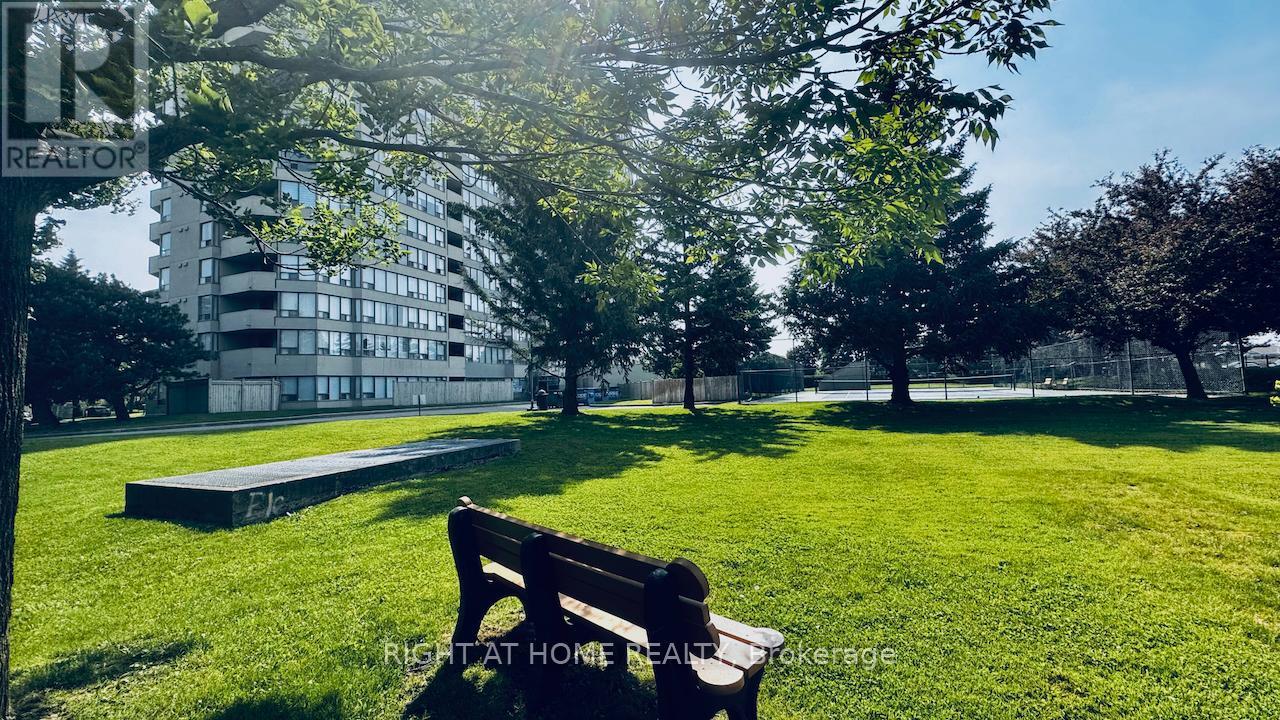 1805 - 700 Constellation Drive, Mississauga, Ontario  L5R 3G8 - Photo 29 - W12199822