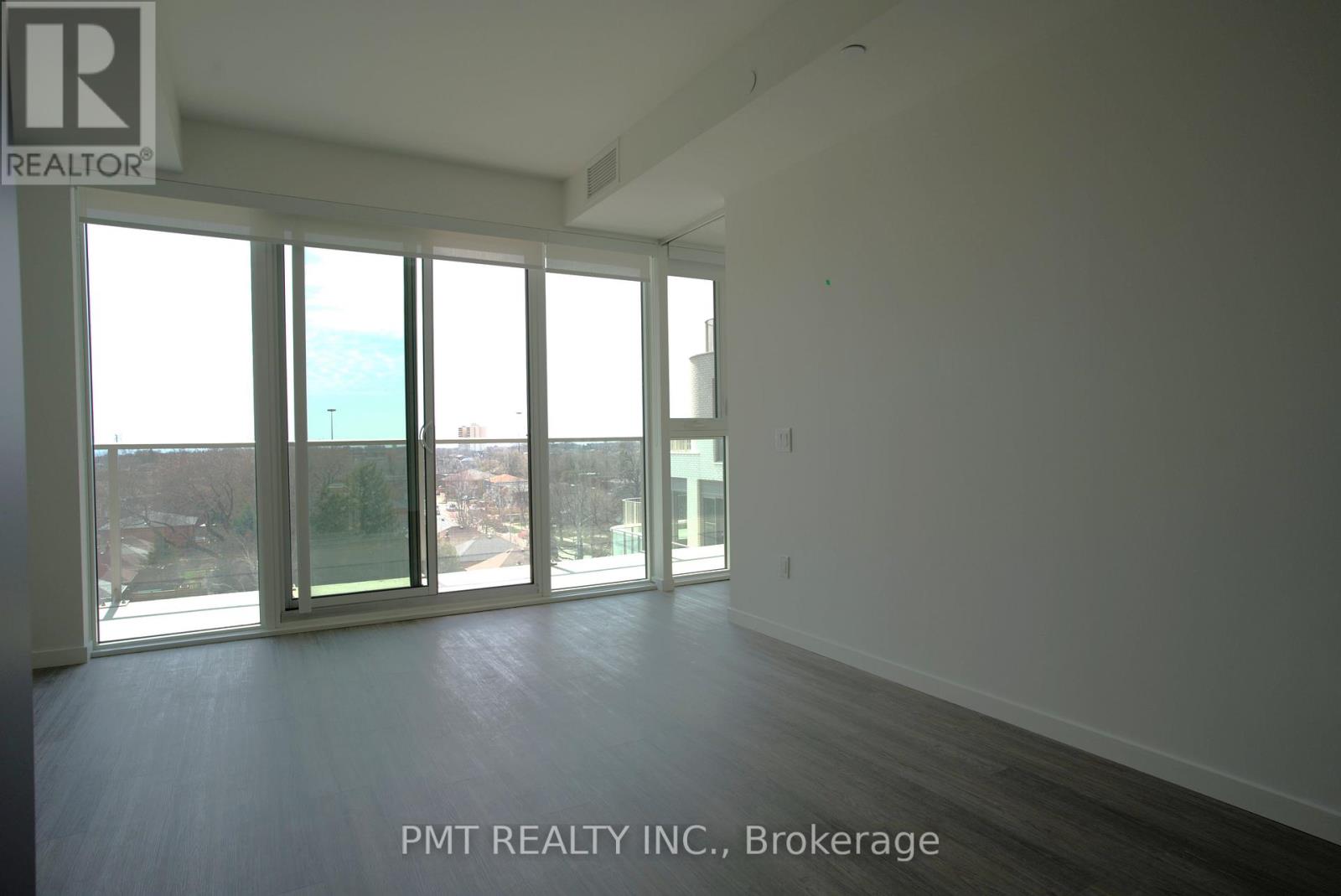 602 - 689 The Queensway, Toronto (Stonegate-Queensway), Ontario  M8Y 0C8 - Photo 10 - W12199823