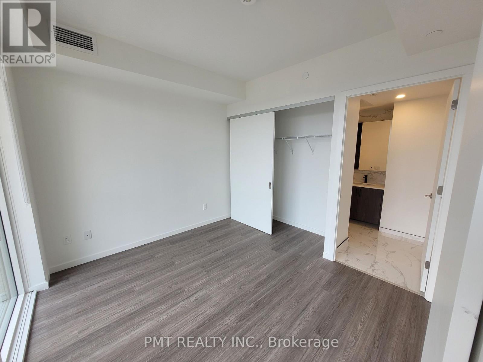 602 - 689 The Queensway, Toronto (Stonegate-Queensway), Ontario  M8Y 0C8 - Photo 11 - W12199823