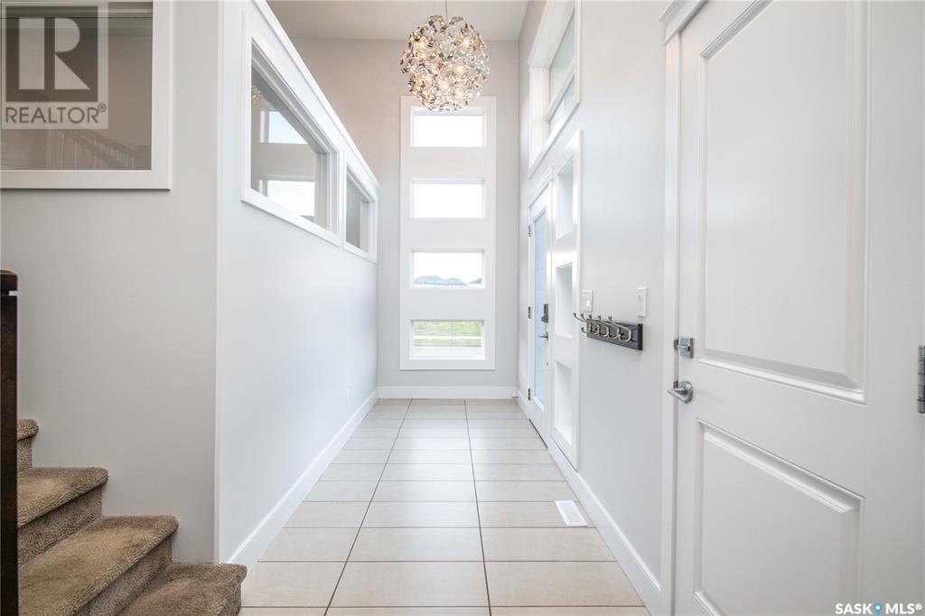 Property at 303 Gillies CRESCENT image 2