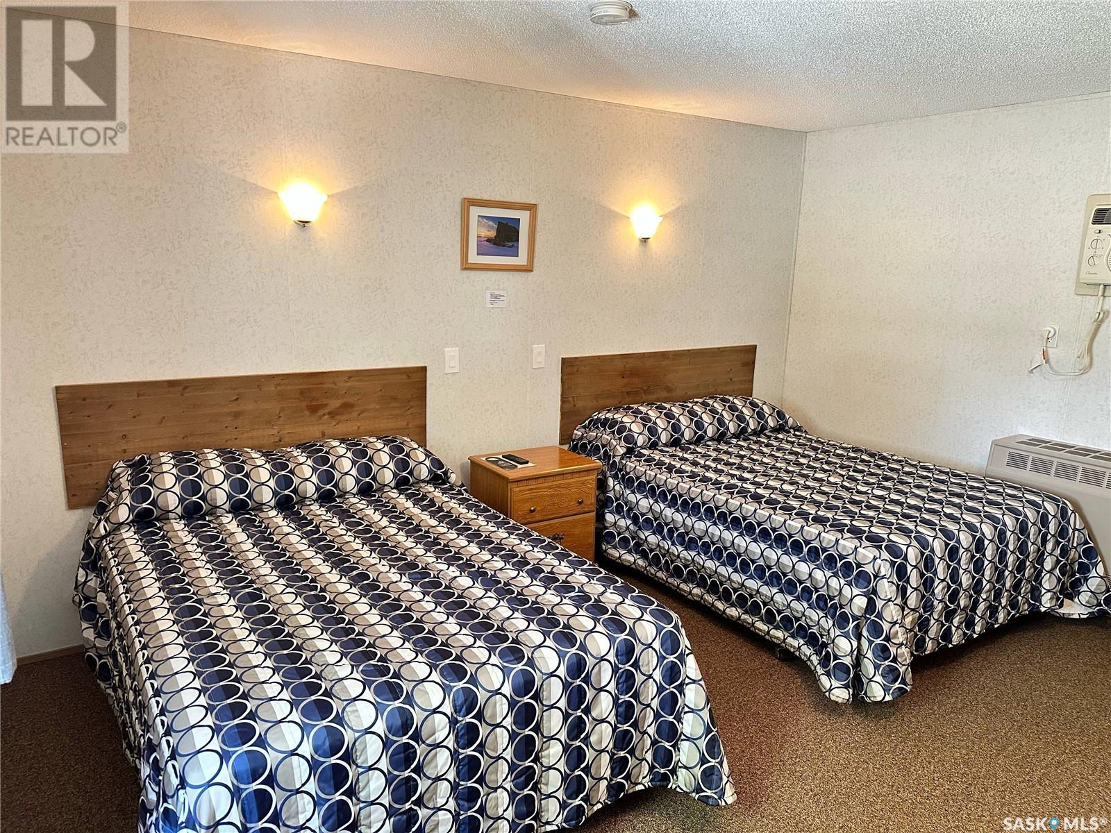 107 Railway Avenue, Cabri, Saskatchewan  S0N 0J0 - Photo 4 - SK008322