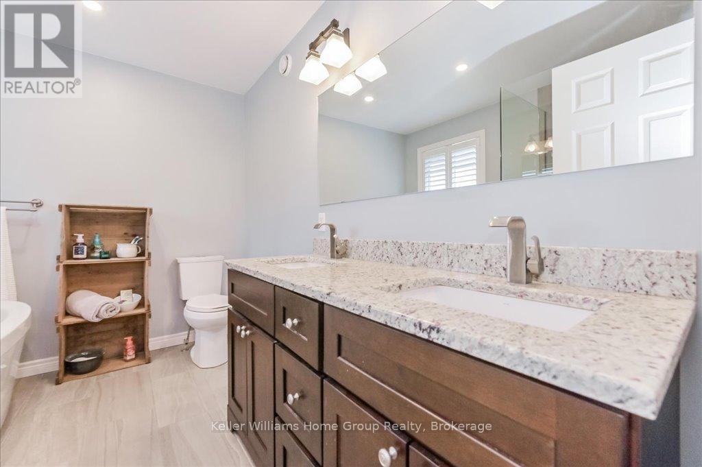 35 Thomas Boulevard, Centre Wellington, Ontario  N0B 1S0 - Photo 24 - X12097758