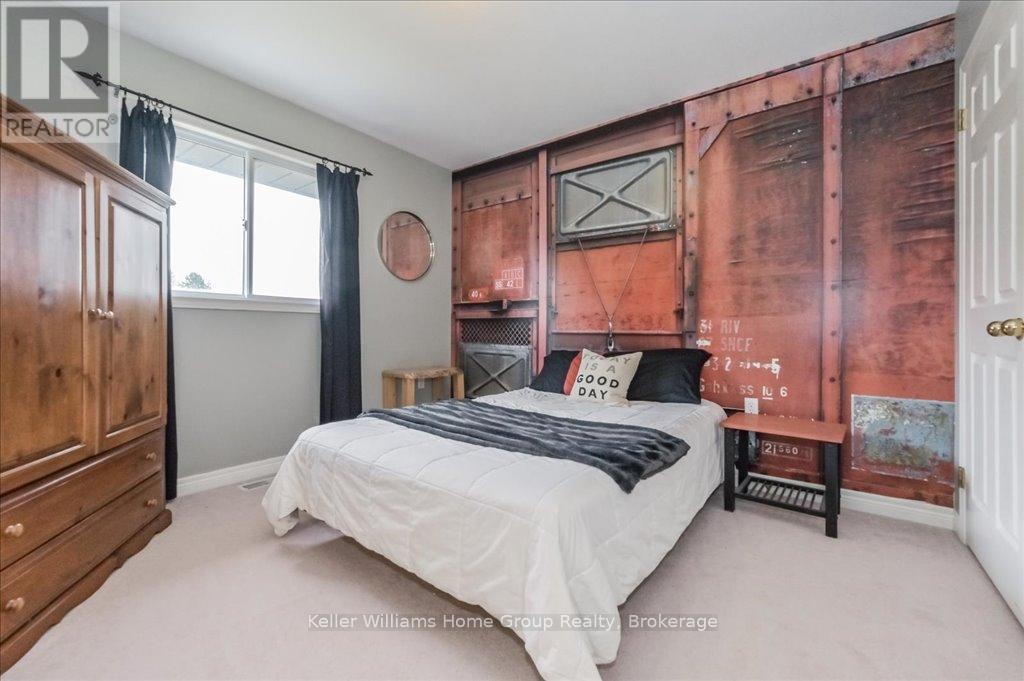 35 Thomas Boulevard, Centre Wellington, Ontario  N0B 1S0 - Photo 19 - X12097758