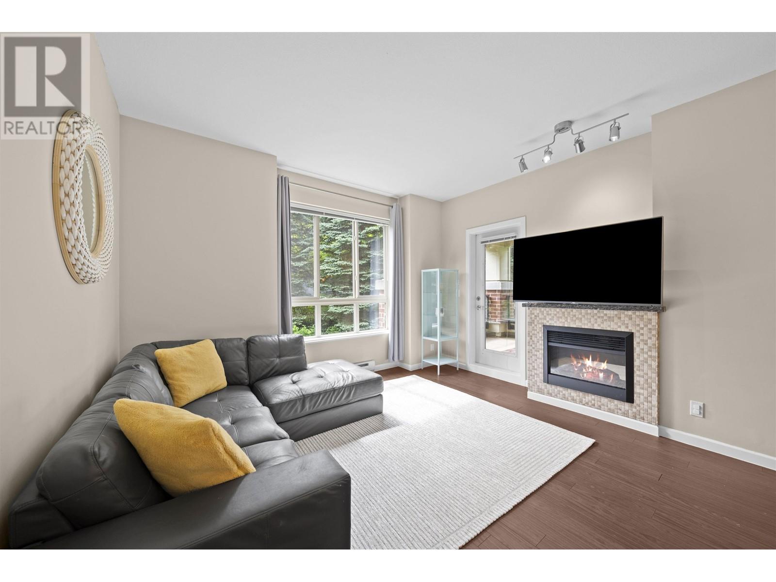 209 270 Francis Way, New Westminster, British Columbia  V3L 0C3 - Photo 1 - R3009072