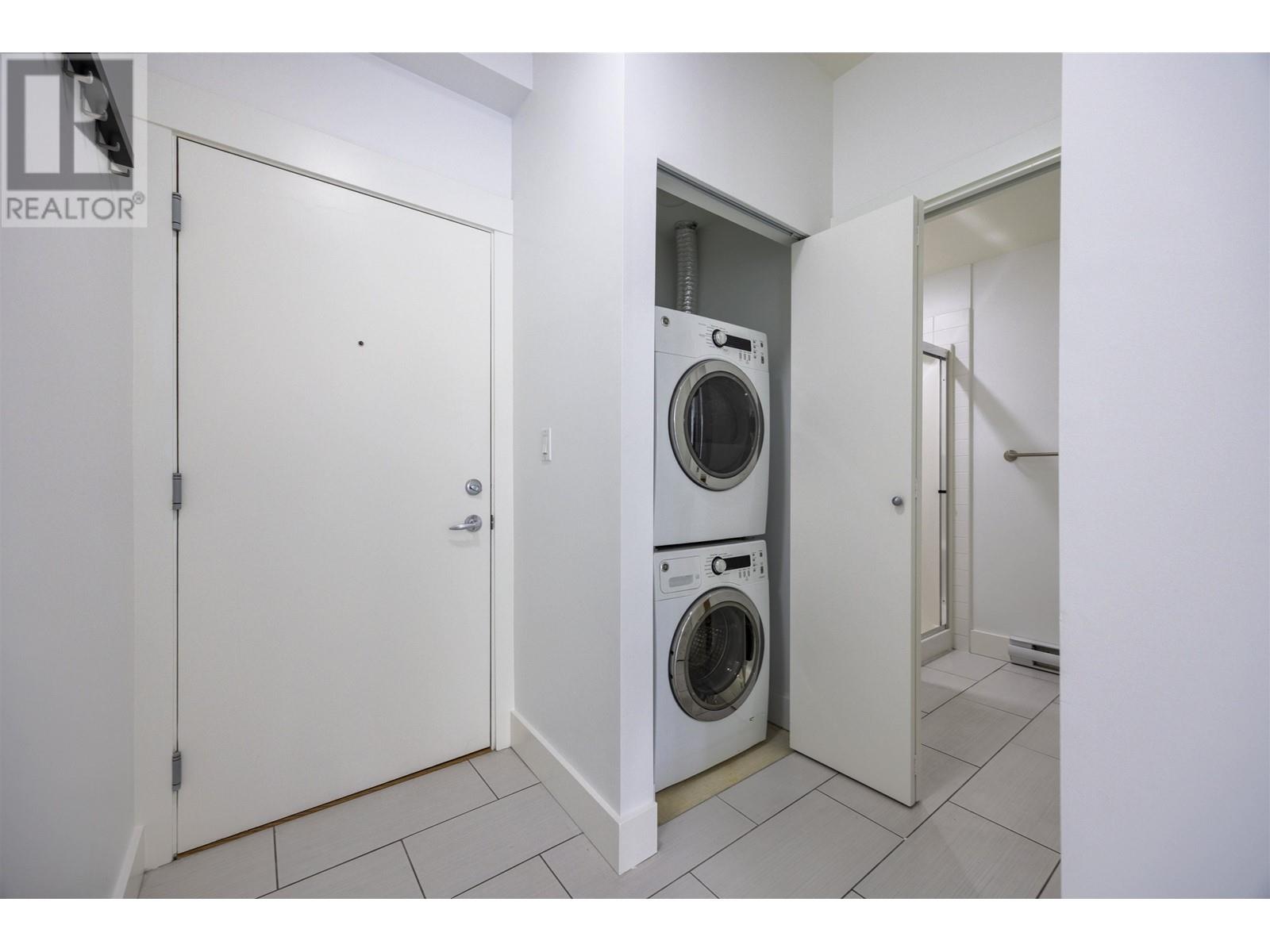 414 7488 Byrnepark Walk, Burnaby, British Columbia  V3N 0B6 - Photo 6 - R3011953