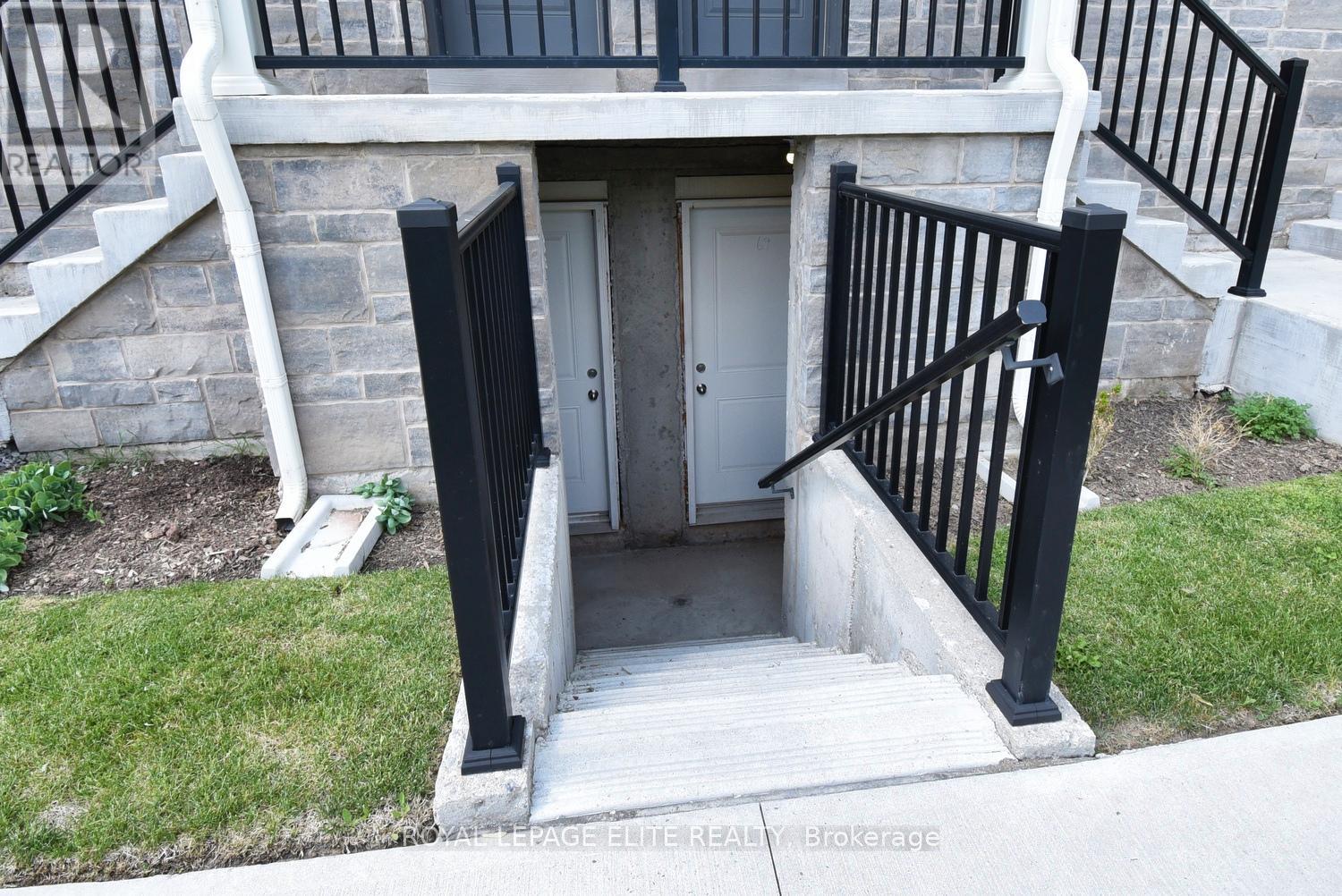 69 - 383 Dundas Street E, Hamilton, Ontario  L8B 1X6 - Photo 24 - X12199709