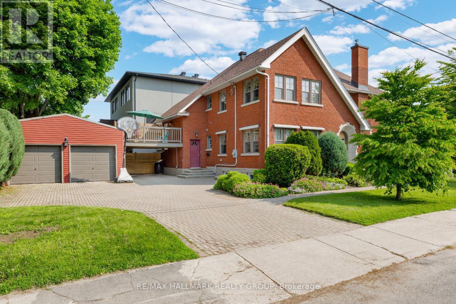 Property at 1 IONA STREET image 2