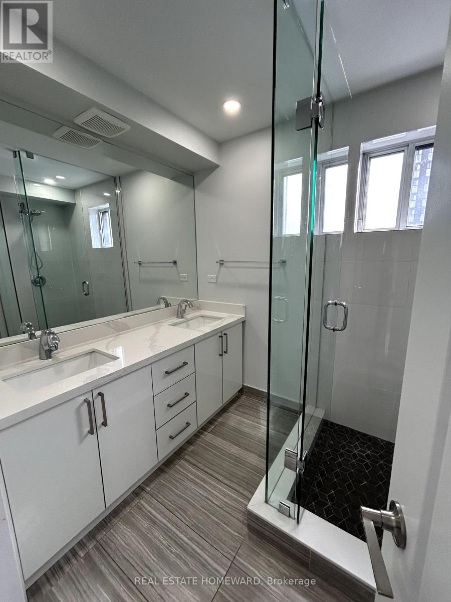 401 - 15 Walmer Road, Toronto, Ontario  M5R 2X1 - Photo 7 - C12199871