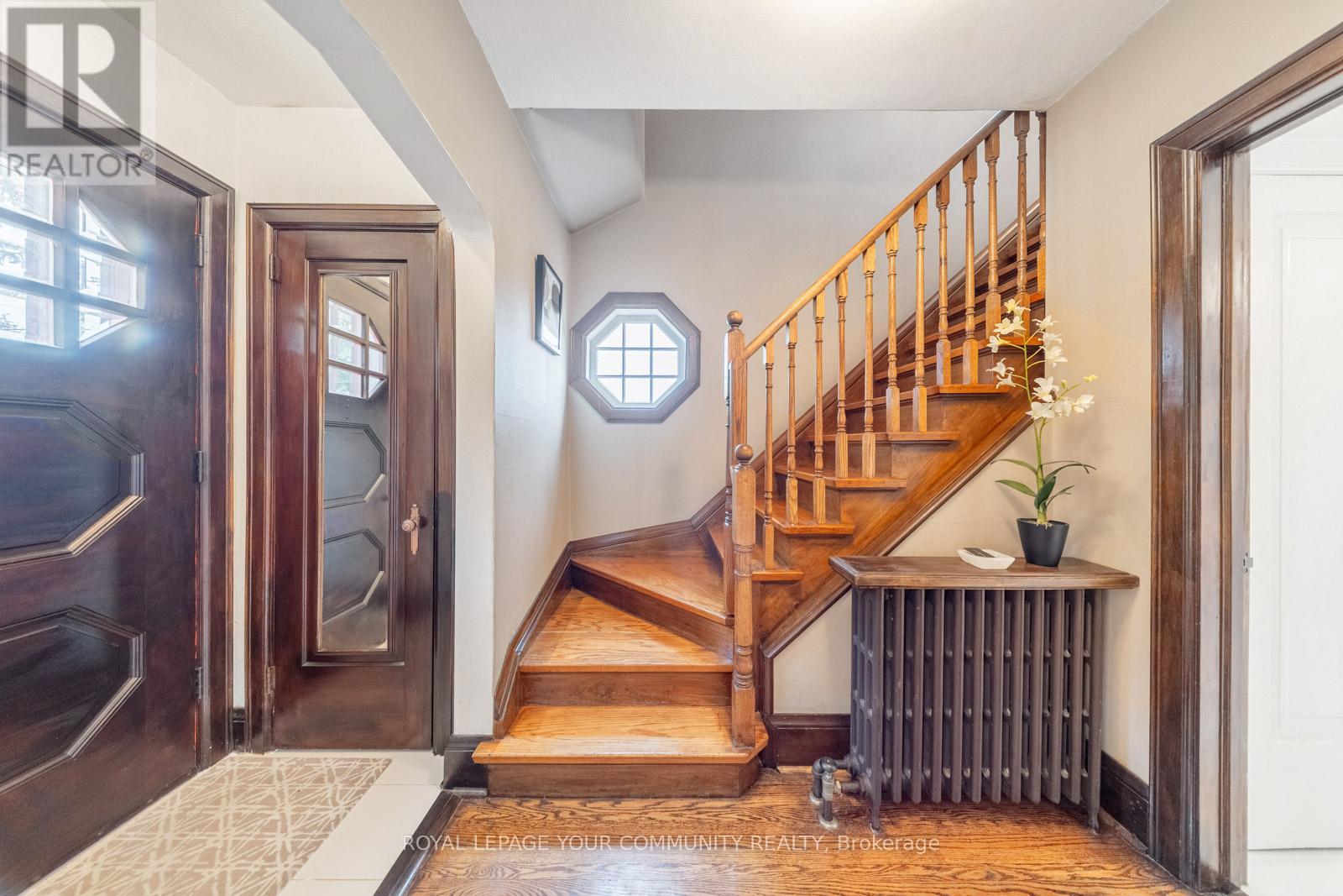 2 Four Oaks Gate, Toronto (East York), Ontario  M4J 2X2 - Photo 8 - E12199865