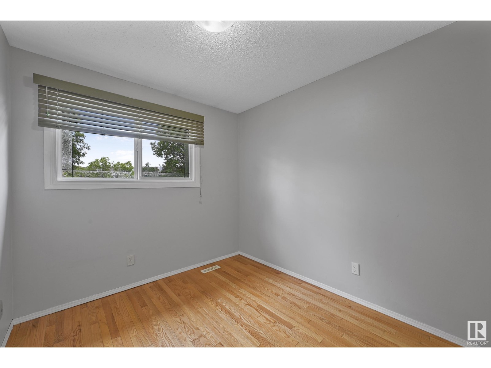 1281 Hooke Rd Nw, Edmonton, Alberta  T5A 4A5 - Photo 20 - E4440627