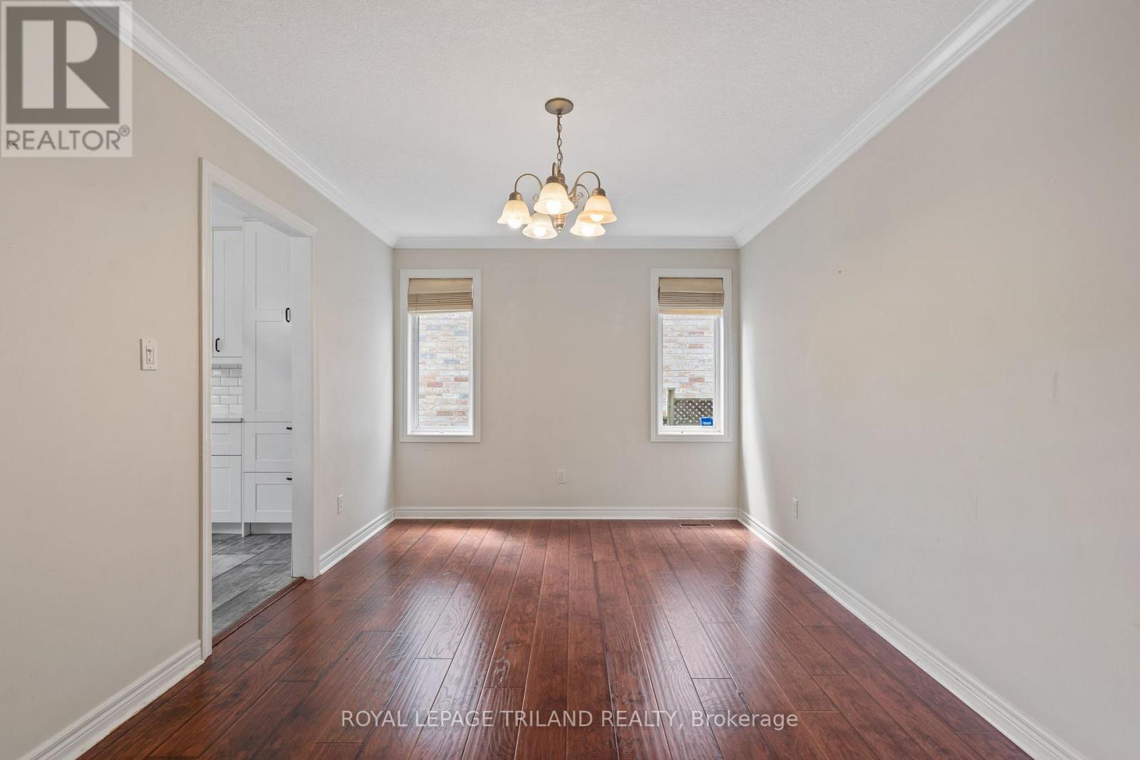 116 Cedarwood Crescent, London North, Ontario  N6H 5E7 - Photo 10 - X12200022
