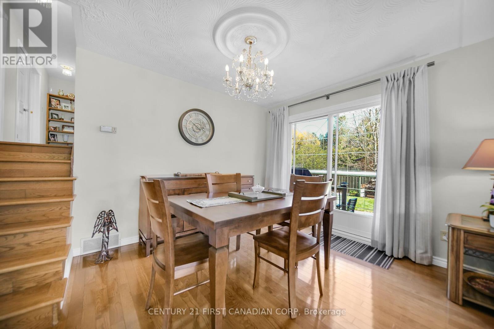 10016 Graham Road, West Elgin, Ontario  N0L 2P0 - Photo 10 - X12200100