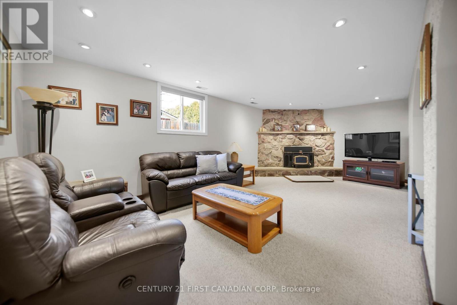 10016 Graham Road, West Elgin, Ontario  N0L 2P0 - Photo 27 - X12200100