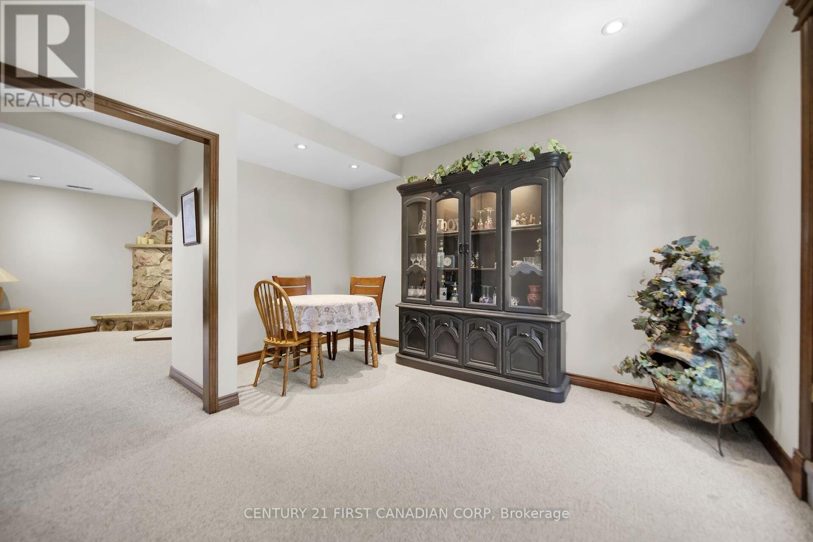 10016 Graham Road, West Elgin, Ontario  N0L 2P0 - Photo 30 - X12200100