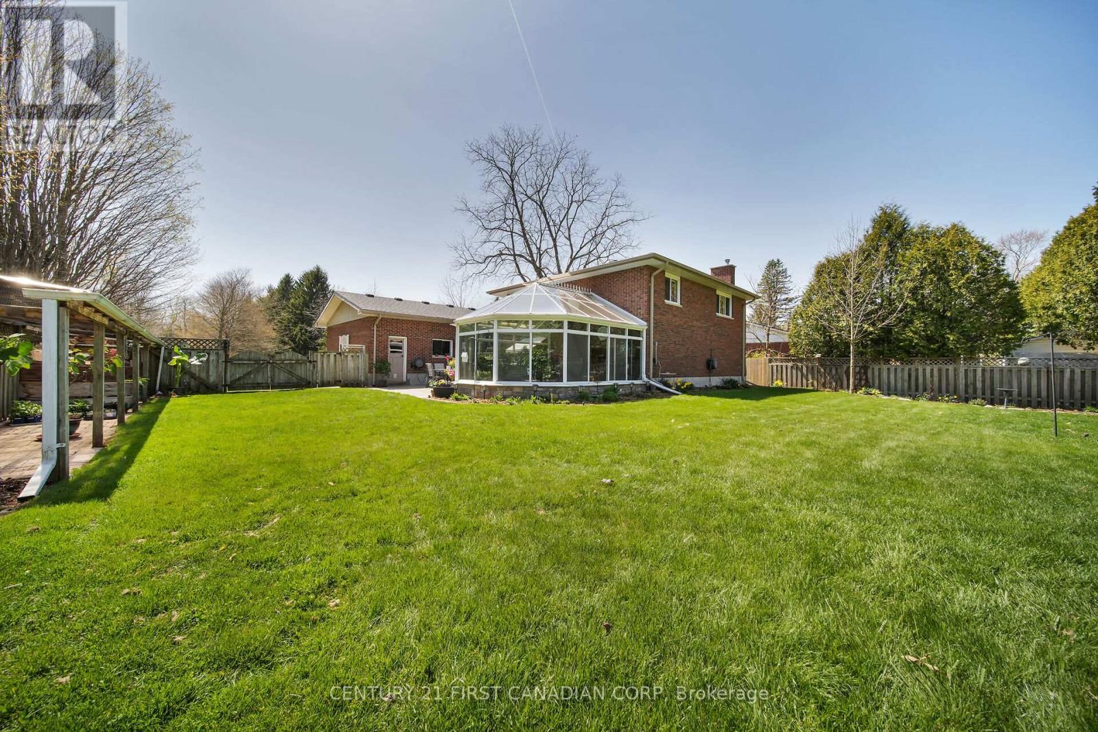 10016 Graham Road, West Elgin, Ontario  N0L 2P0 - Photo 40 - X12200100