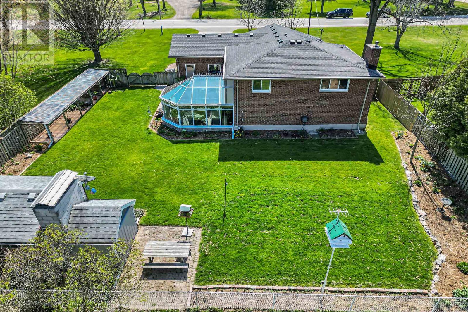 10016 Graham Road, West Elgin, Ontario  N0L 2P0 - Photo 46 - X12200100