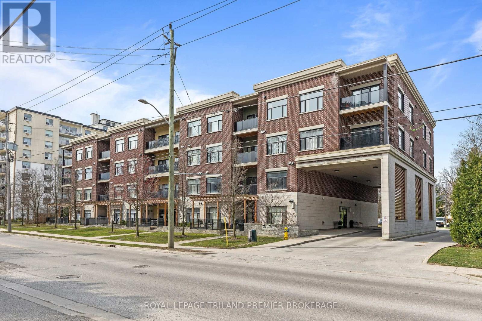 408 - 89 RIDOUT STREET S, London South, Ontario
