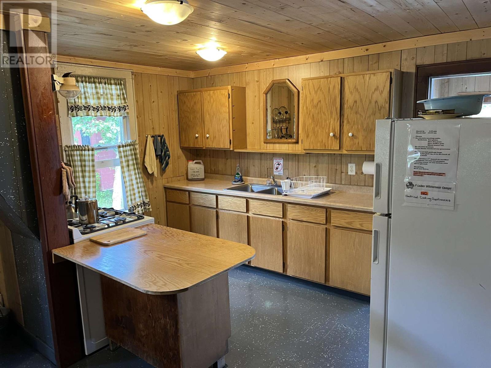 33 Old Forestry Rd, Nakina, Ontario  P0T 2H0 - Photo 17 - TB251539