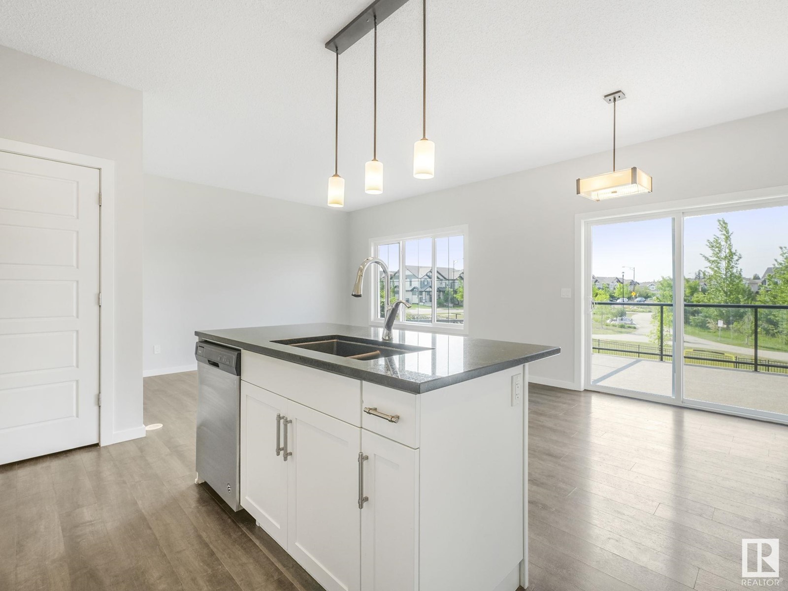 1407 Darby Gr Sw, Edmonton, Alberta  T6W 4N4 - Photo 10 - E4440628