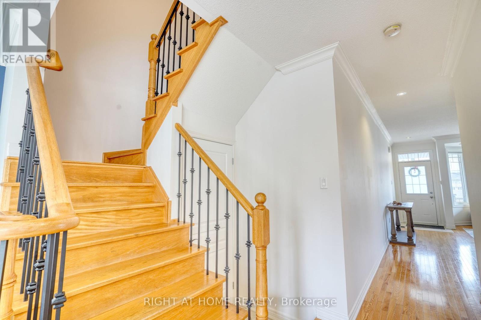 20 Seiffer Crescent, Richmond Hill, Ontario  L4E 0J1 - Photo 19 - N12121354