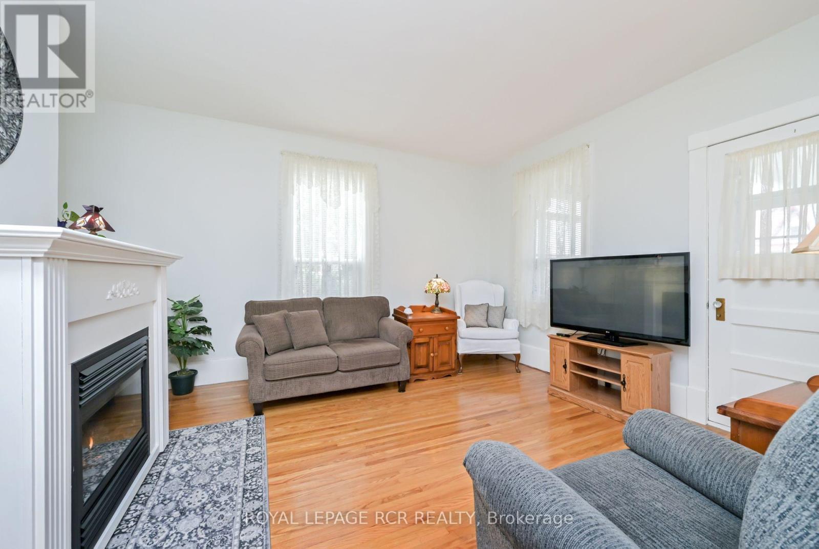 51 Ontario Street, New Tecumseth, Ontario  L9R 1H4 - Photo 11 - N12199902