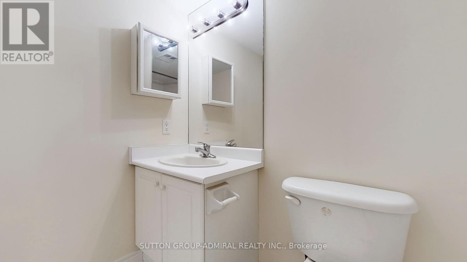 204 - 60 Disera Drive, Vaughan, Ontario  L4J 9G1 - Photo 35 - N12199911