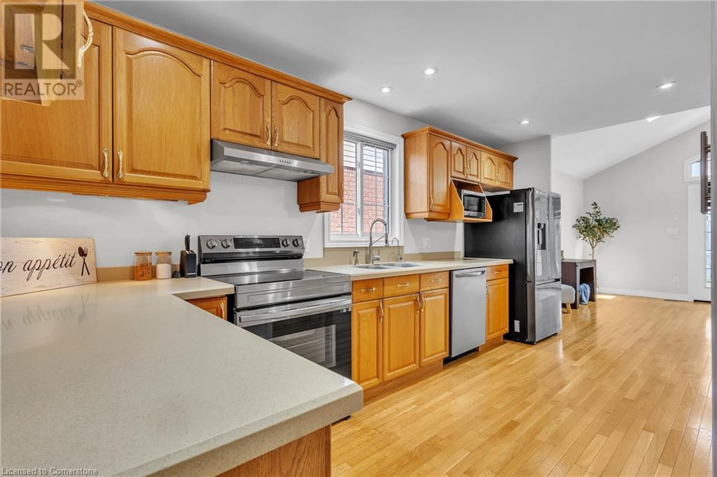50 Inge Court, Kitchener, Ontario  N2K 3V7 - Photo 10 - 40737758