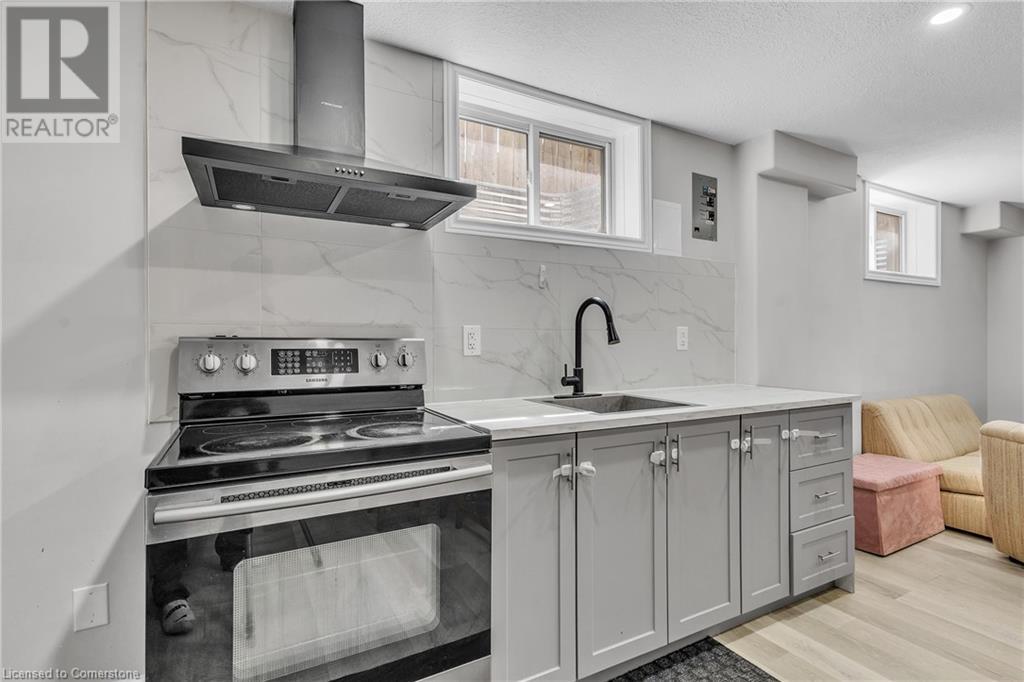 50 Inge Court, Kitchener, Ontario  N2K 3V7 - Photo 35 - 40737752