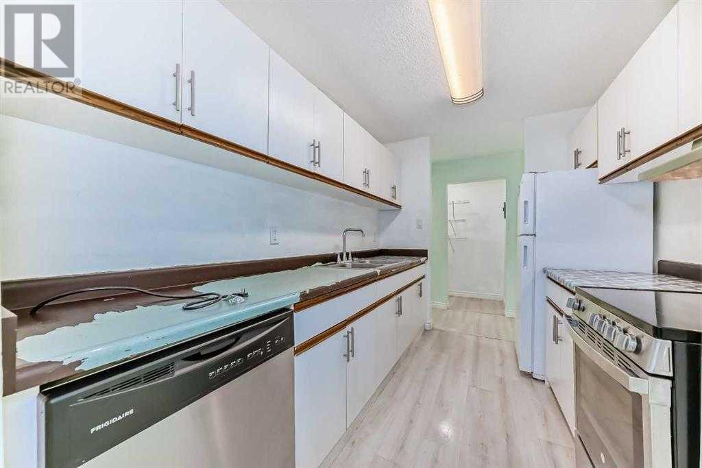 Property at 101, 427 Huntsville Crescent NW image 3