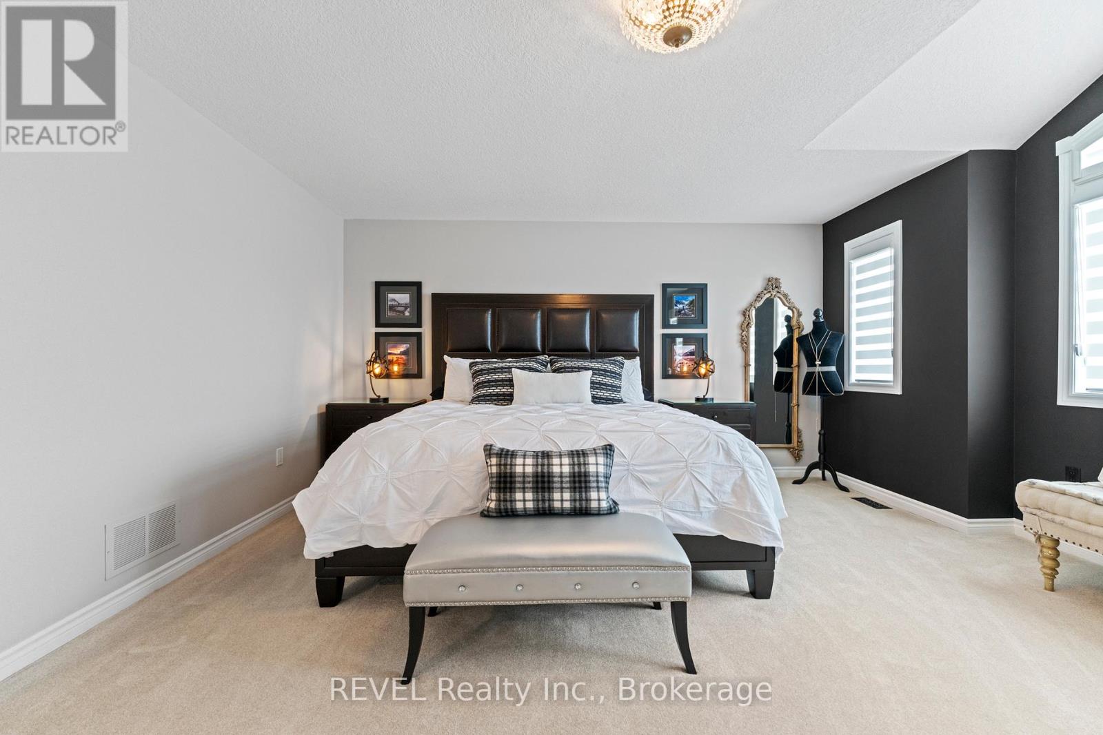 9 Angels Drive, Niagara-On-The-Lake (St. Davids), Ontario  L0S 1J1 - Photo 28 - X12200132