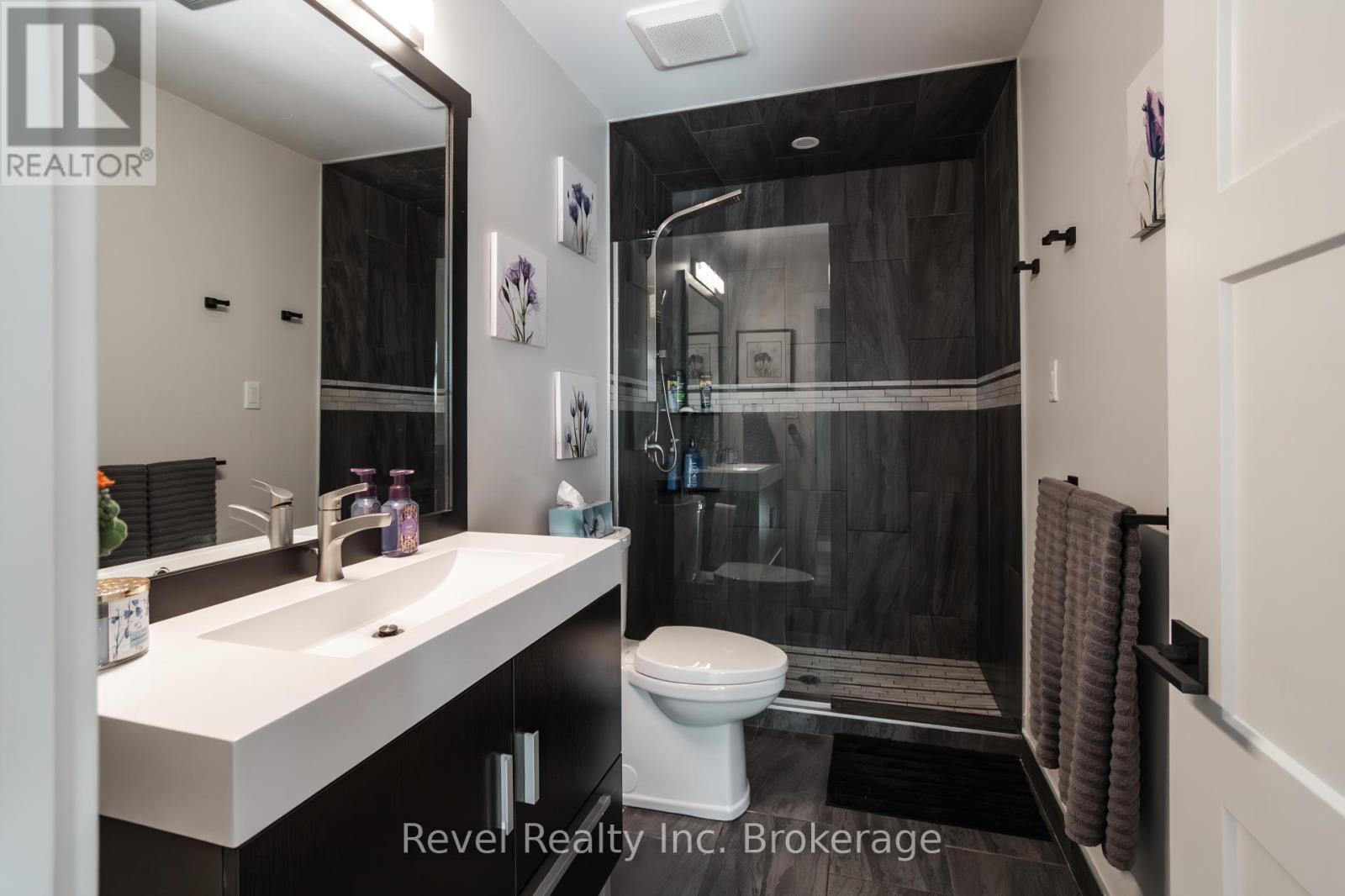 1753 Seymour Street, North Bay, Ontario  P1B 8G4 - Photo 29 - X12200111