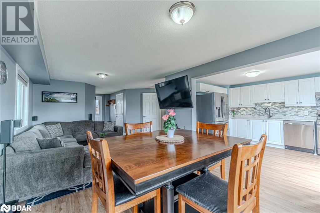 147 Nathan Crescent, Barrie, Ontario  L4N 0S5 - Photo 5 - 40738168