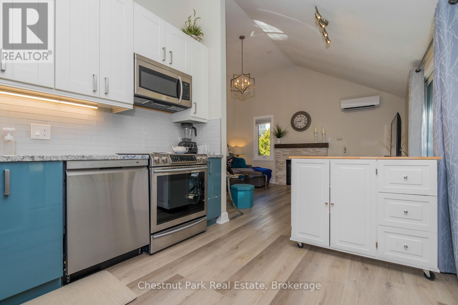 443 Oxbow Crescent, Collingwood, Ontario  L9Y 5B4 - Photo 10 - S12199960