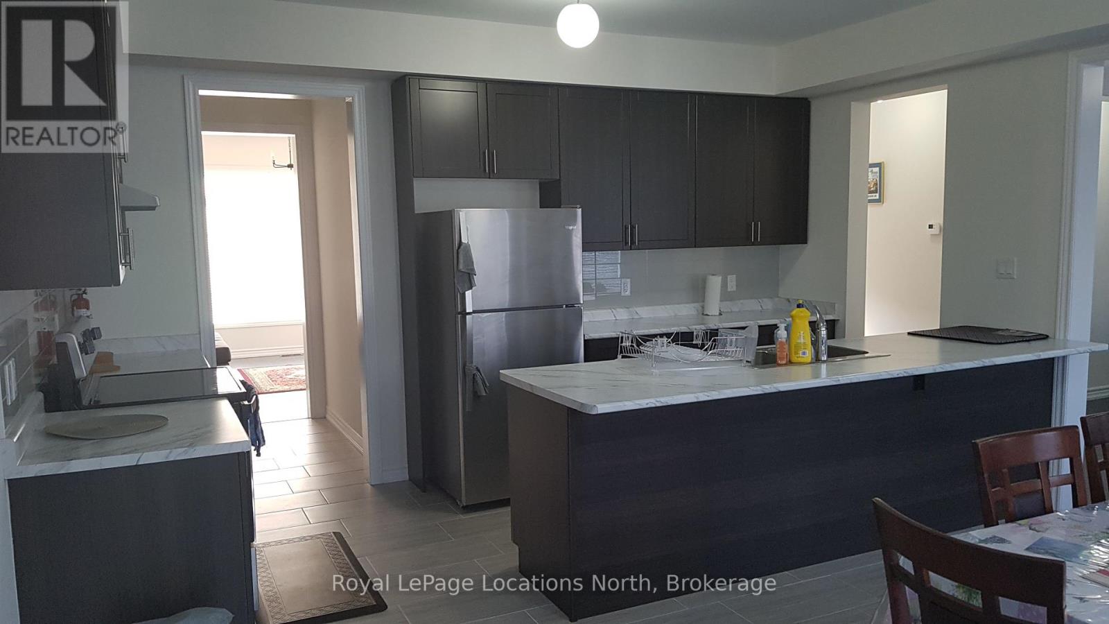 205 Roy Drive, Clearview, Ontario  L0M 1S0 - Photo 7 - S12200064