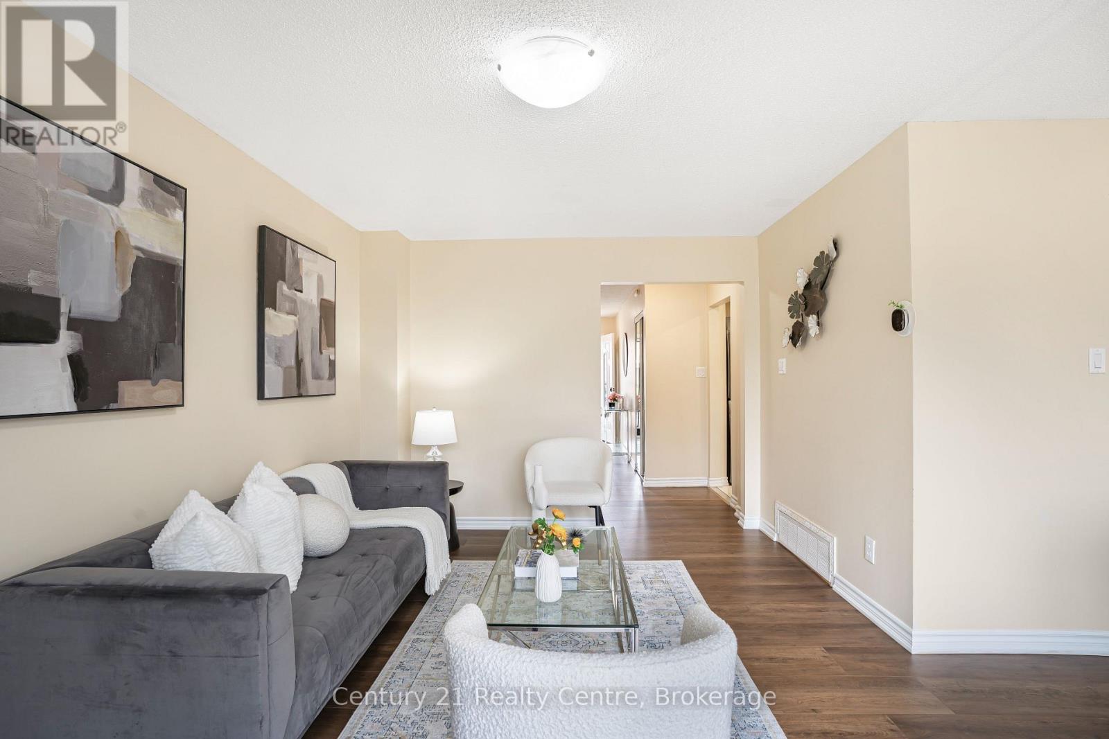45 Autumn Glen Circle, Toronto, Ontario  M9W 6B3 - Photo 10 - W12199912