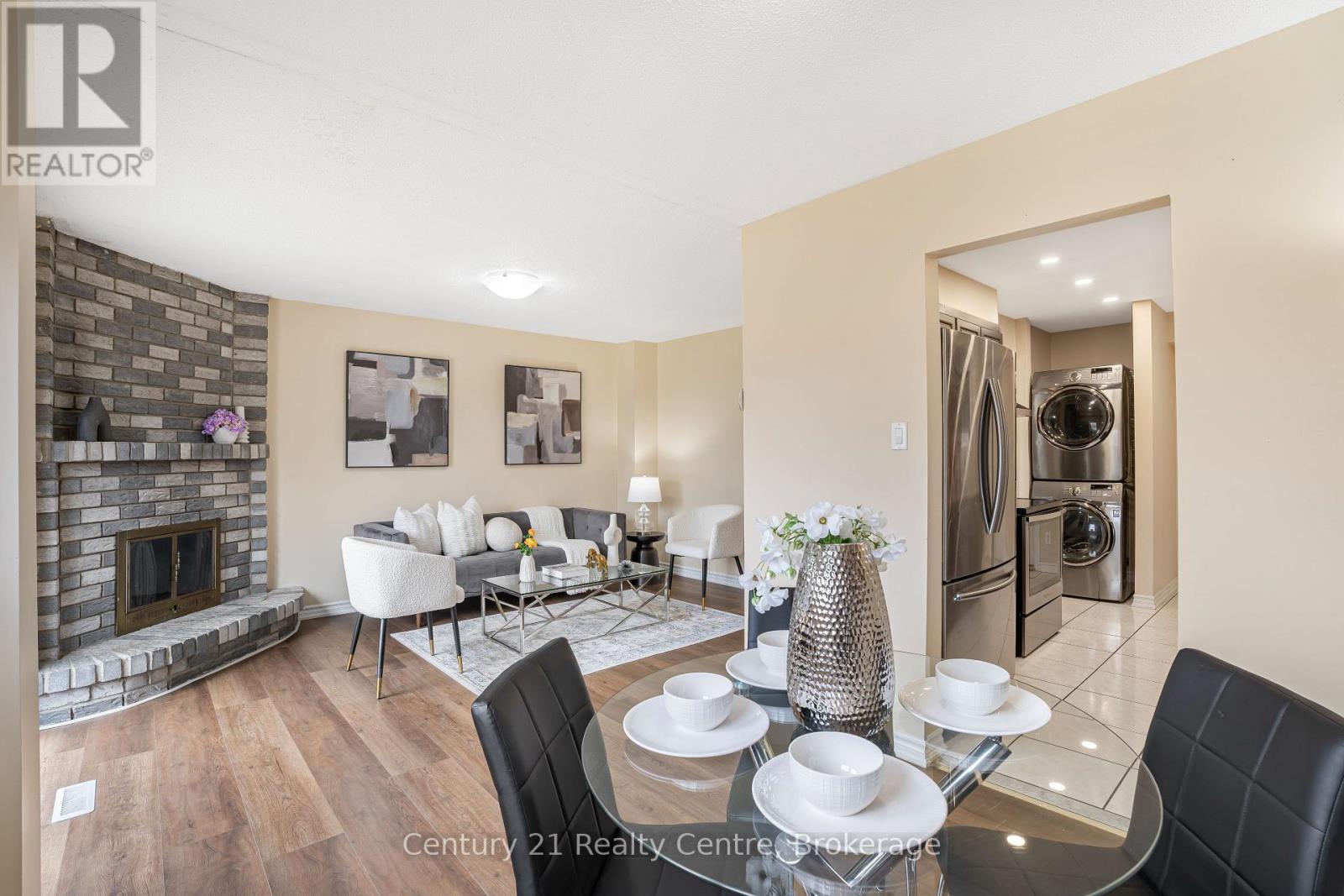 45 Autumn Glen Circle, Toronto, Ontario  M9W 6B3 - Photo 12 - W12199912