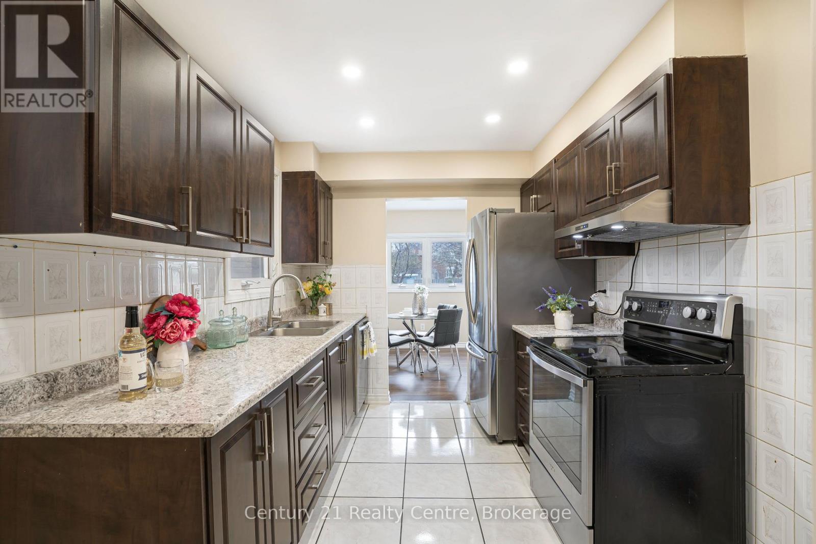 45 Autumn Glen Circle, Toronto, Ontario  M9W 6B3 - Photo 17 - W12199912